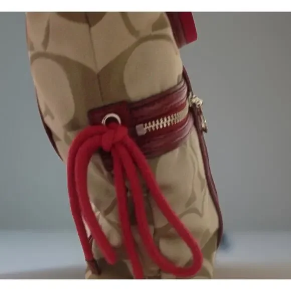 Coach Daisy Poppy Signature Red And Tan shoulder bag Y2K - Picture 12 of 16